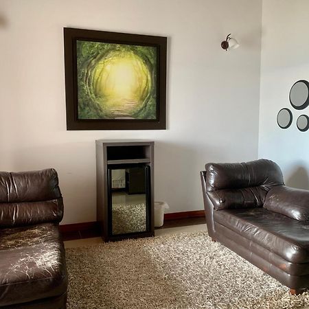 Serenity Suites Casa Boutique Букараманга Екстериор снимка