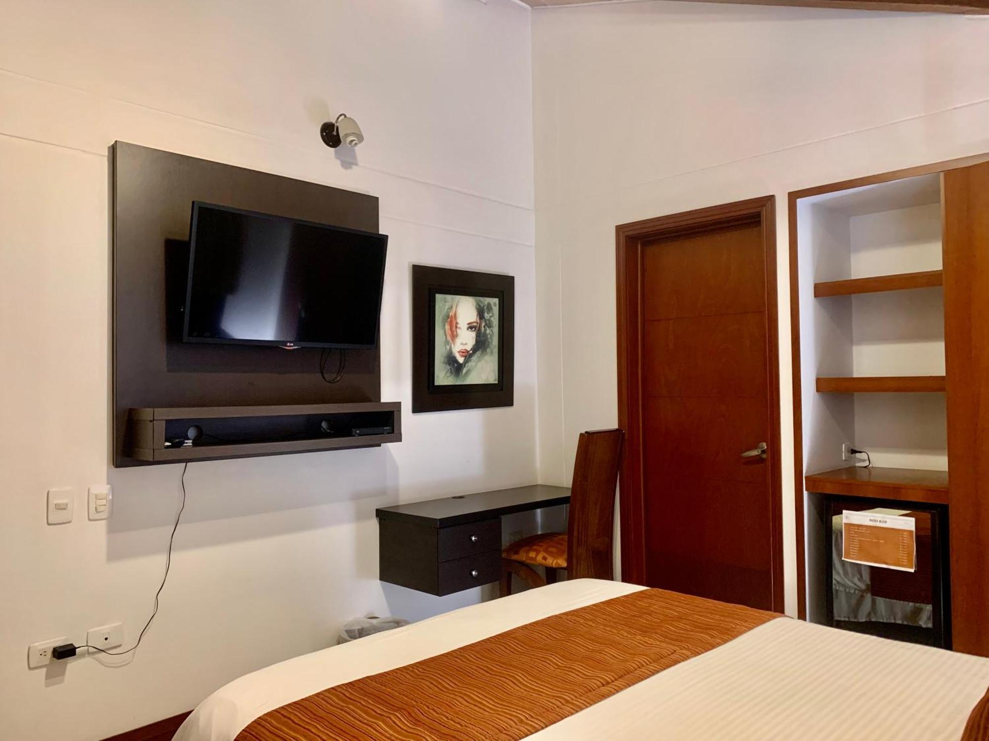 Serenity Suites Casa Boutique Букараманга Екстериор снимка