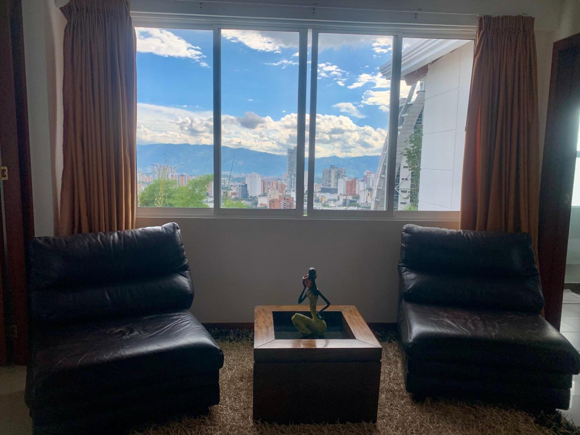 Serenity Suites Casa Boutique Букараманга Екстериор снимка