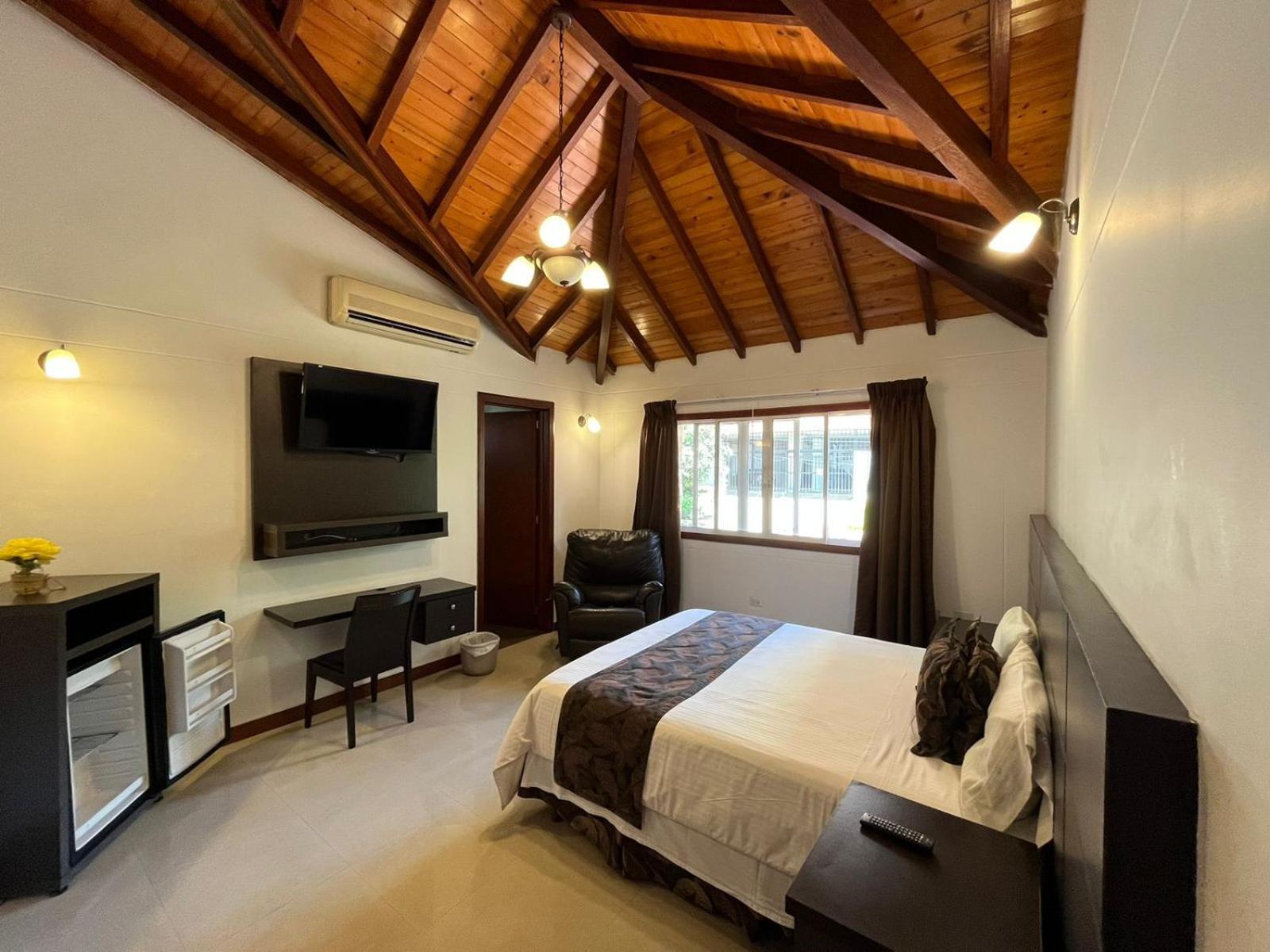 Serenity Suites Casa Boutique Букараманга Екстериор снимка