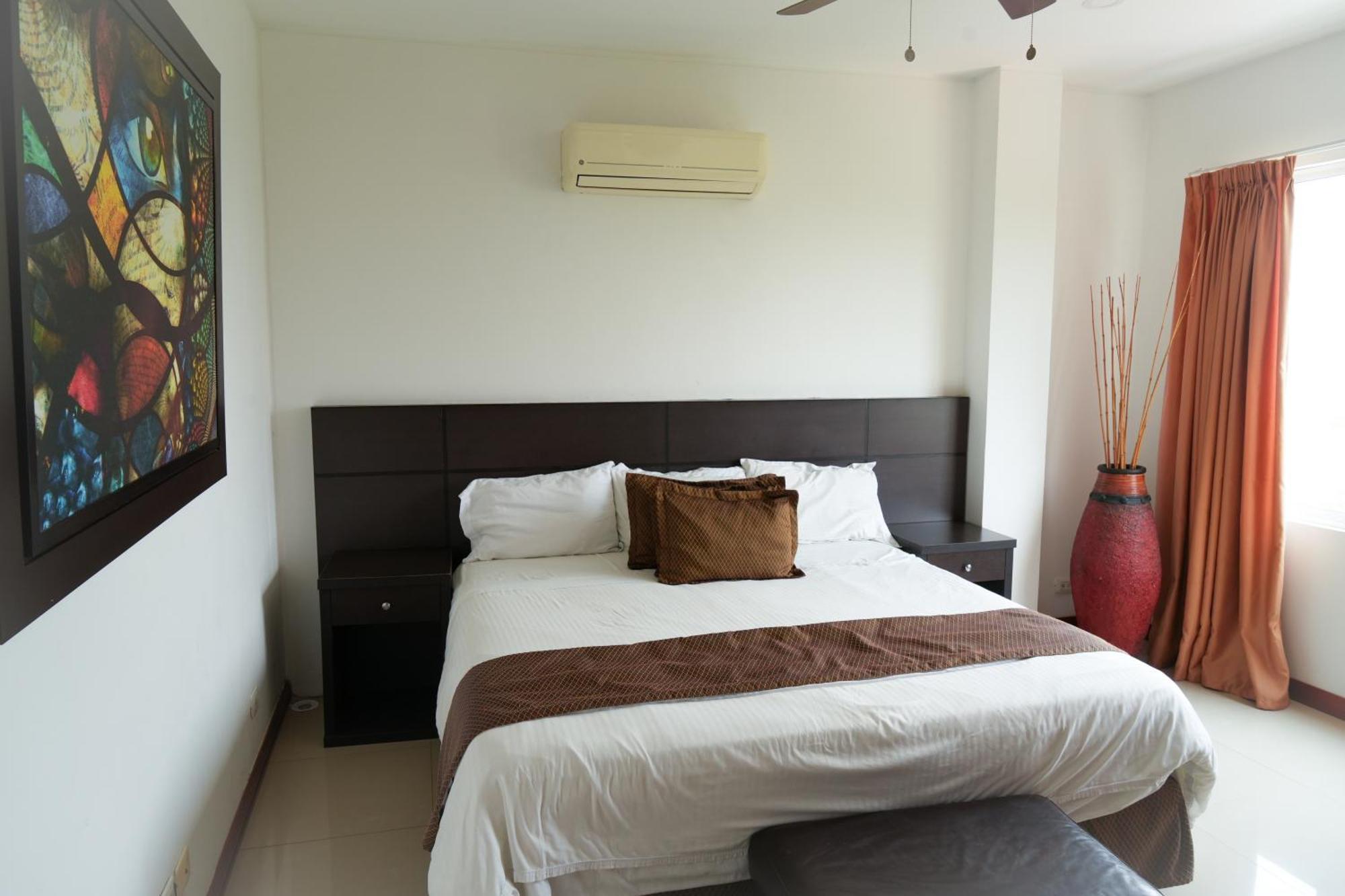 Serenity Suites Casa Boutique Букараманга Екстериор снимка