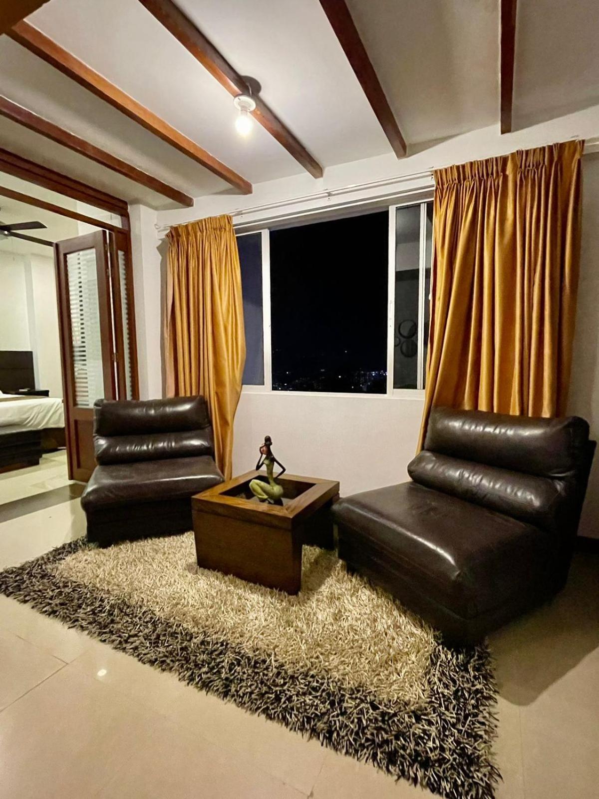 Serenity Suites Casa Boutique Букараманга Екстериор снимка