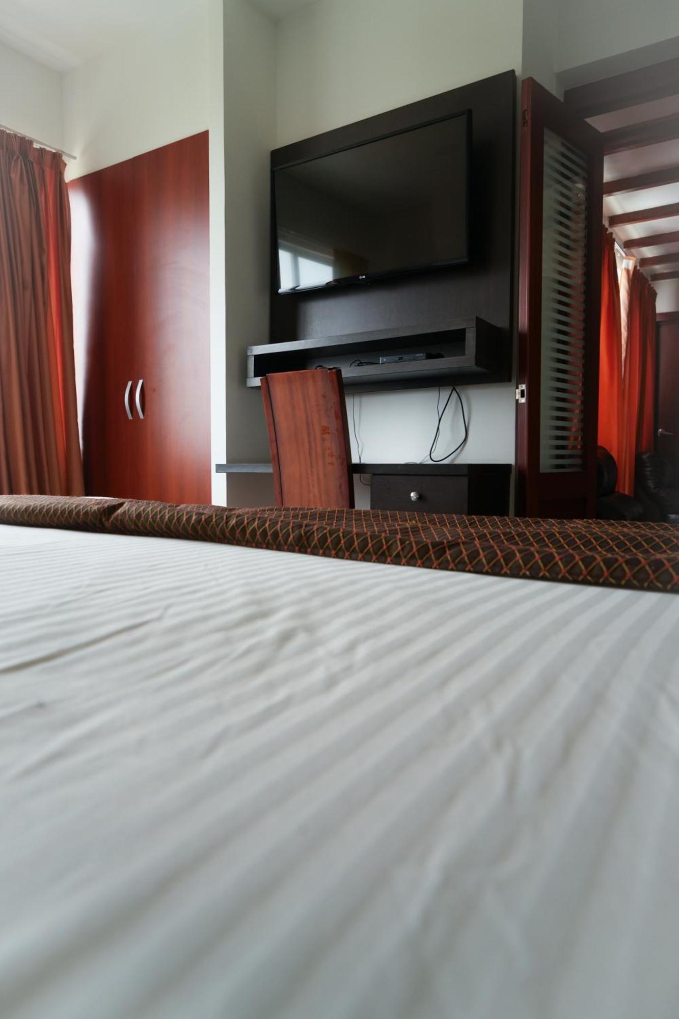 Serenity Suites Casa Boutique Букараманга Екстериор снимка